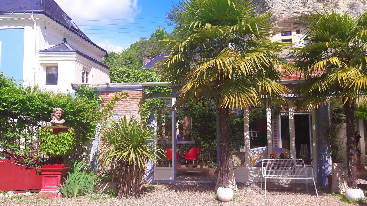 Le Vieux Vauvert Bed and Breakfast Rochecorbon Exteriör bild